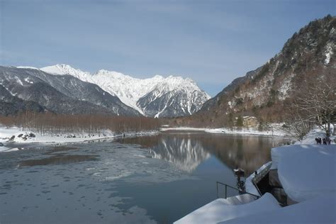 Winter Trekking in Kamikochi - Takayama, Gifu - Japan Travel