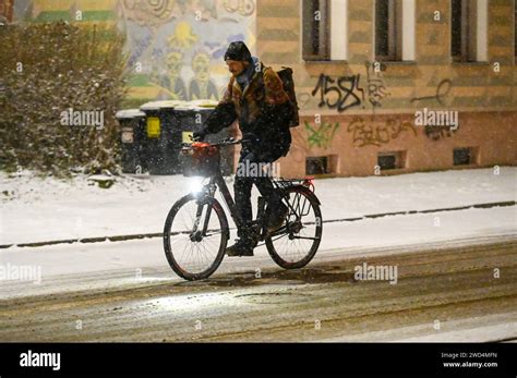 Leipzig Massiver Schneefall sorgt für erste Schneedecke in 2024 17 01