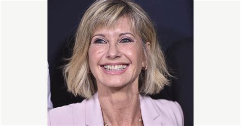 Olivia Newton John Cumple 70 Años Radiante E Imparable A Pesar Del Cáncer Caracoltv