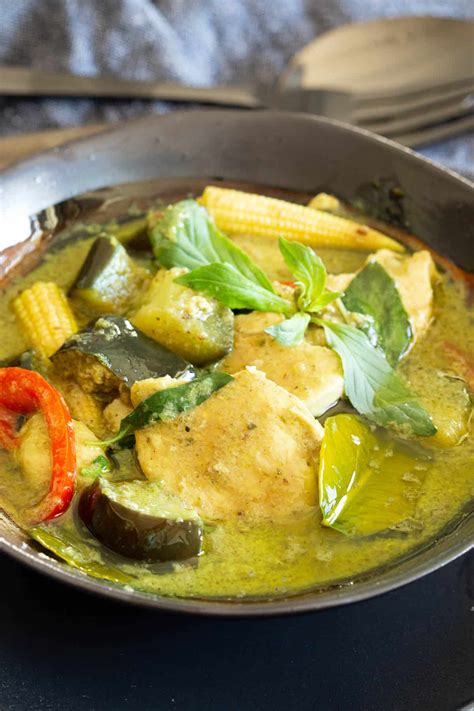 Thai Green Chicken Curry Gaeng Keow Wan Wandercooks