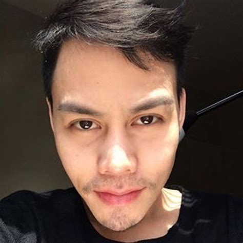 Stream Lawanakorn Kenny P Music Listen To Songs Albums Playlists