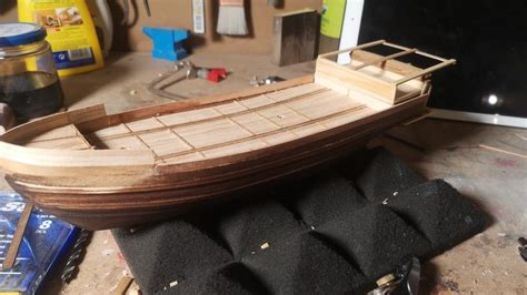 El Jackdaw De Assassin S Creed Iv Construyendo Barcos De Madera En