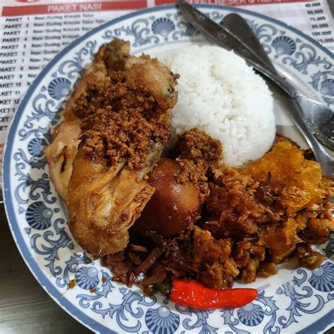 Gudeg Enak Di Jogja Ada Yang Buka Sampai Subuh Nibble