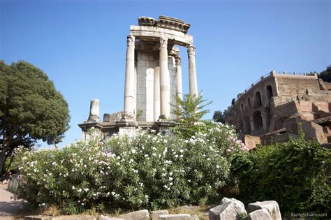 11 Most Famous Ancient Temples in Rome - Easy Guide + Map