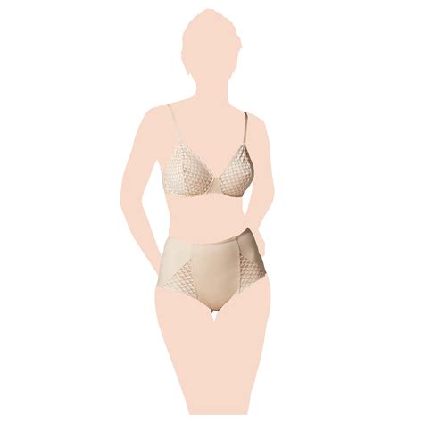 اشتري Klynn Simone Perele Control Brief Nude بأفضل الأسعار من ممزورلد