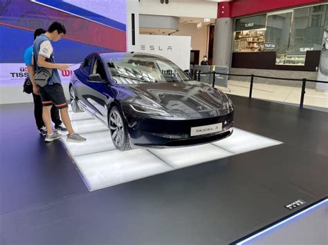 Hong Kong Upgraded Model 3 Launch Event : r/teslamotors