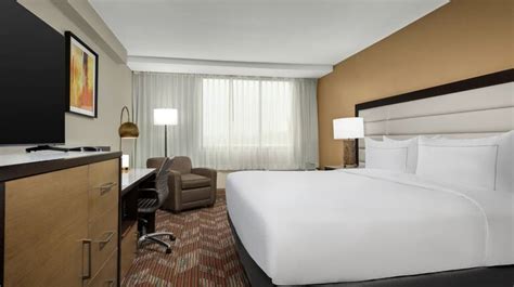 DoubleTree by Hilton Greensboro Airport