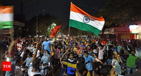 Traffic jam in Pune as cricket fans celebrate India's T20 World Cup win ...