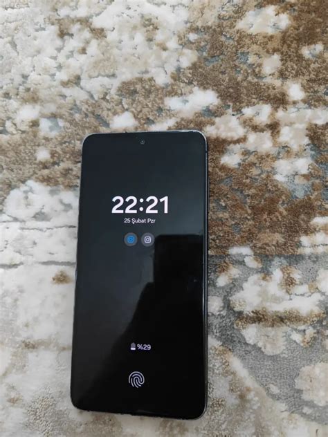 samsung S21 fe kvklı 128 gb 8 ram sıfır gibi amiral gemisi Akıllı