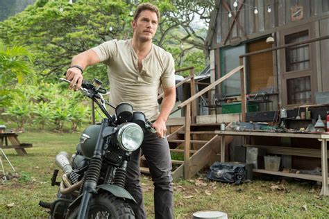 ‘Jurassic World: Dominion’: Chris Pratt reveals who will be eaten by ...