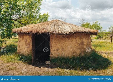 Old Round House With Thatched Roof Stock Image Image Of Cultural