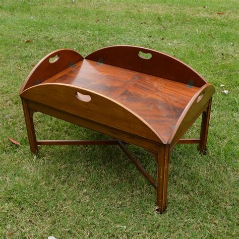 What Is A Butler Coffee Table? - Coffee Table Decor