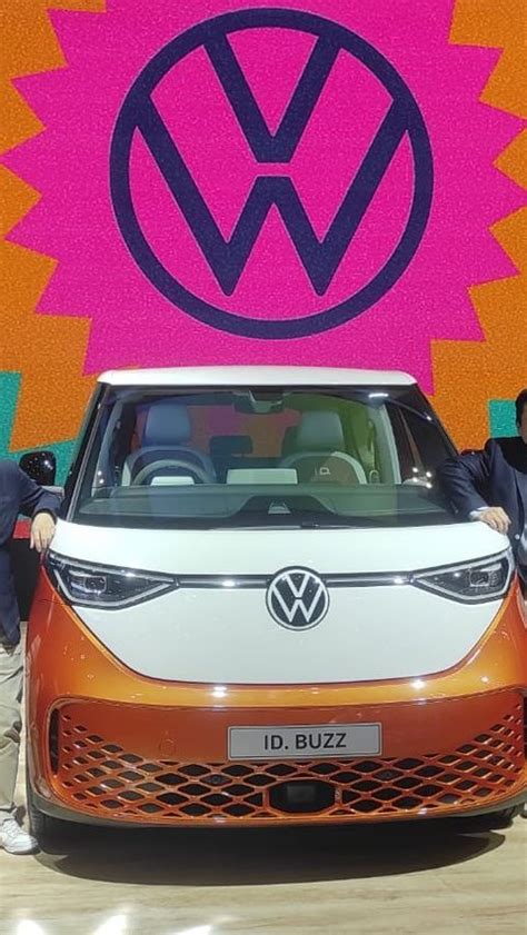 Volkswagen Resmi Luncurkan Vw Id Buzz Di Giias 2024 Harga Rp13 Miliar Mobil