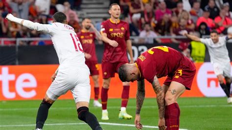 Sevilla 1 - 1 Roma - Match Report & Highlights