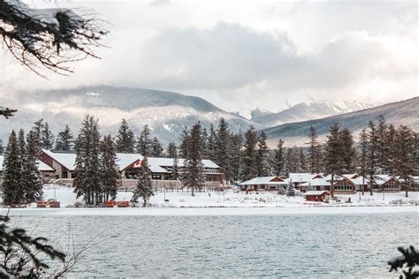 Seasonal Activity Guide - Fairmont Jasper Park Lodge