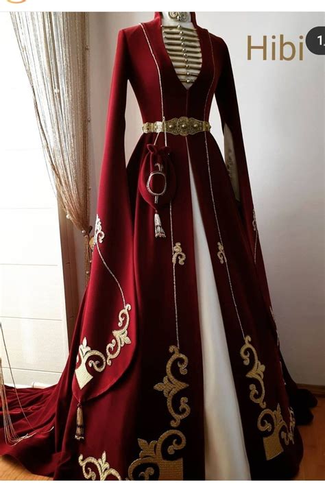 Pin By Fatmaoztrk On Kafkas Fairytale Dress Designer Dresses Ball