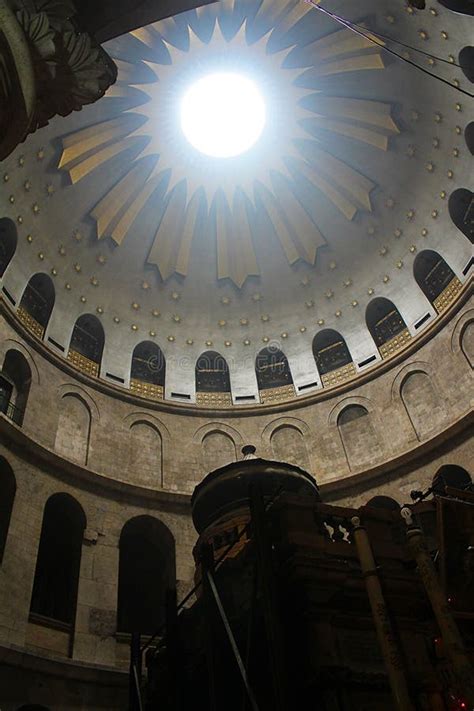 Edicule E Rotunda Na Igreja Do Sepulcro Santamente O T Mulo De Cristo