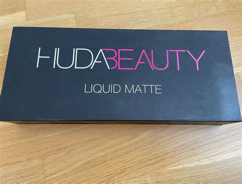 Huda Beauty Huda Beauty Liquid Matte Lipstick Box Kleiderkorb De