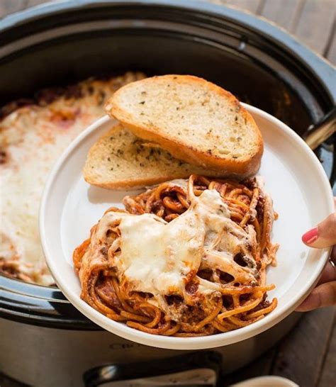 14 Slow Cooker Pasta Recipes That Basically Make Themselves Brit Co