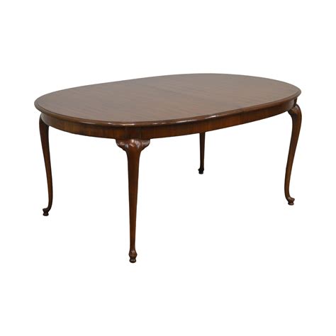 Thomasville Cherry Oval Traditional Queen Anne Dining Table W 2 Leaves Chairish