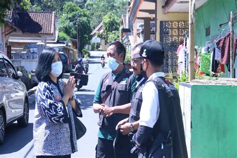 Kemensos Beri Bantuan Bagi Penyintas Gempa Bumi Di Kabupaten Mala