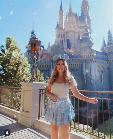 Pin By Shelby Hovley On Disney Love Disney Outfits Disney World