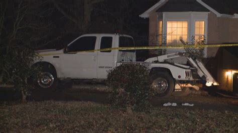 Police Investigating 2 Bodies Found Inside Home In Sw Atlanta