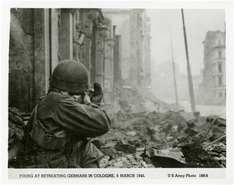 Germany 1945 Views Of War And Violence English Ed 9