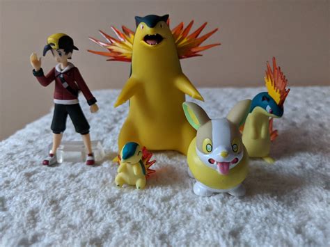 Pokemon Scale World Ethan Cyndaquil Quilava And Typhlosion