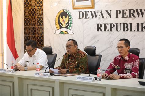 Perjanjian Kinerja Ditandatangani Setjen DPD RI Dituntut Capai Target