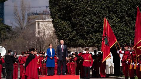 Kryeministri Edi Rama Ceremonia e pritjes së Kryeministres së