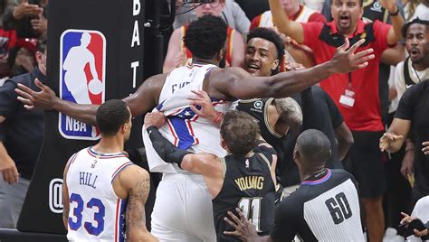 Tremenda Pelea Entre Embiid Y Collins En El Hawks Sixers La Neta Neta