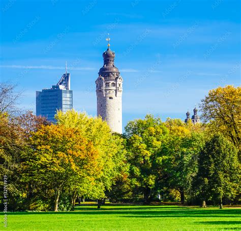 Leipzig Johannapark Und Neues Rathaus Stock Foto Adobe Stock