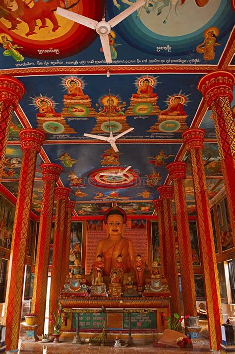 Buddha Image And Murals At Wat Preah Prom Rath Siem Reap Stock Image