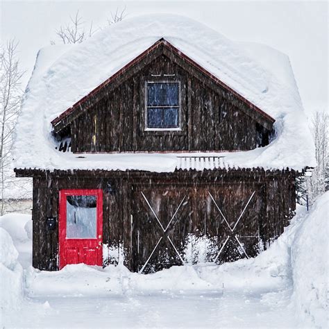 Colorful Cabins - Travel Crested Butte