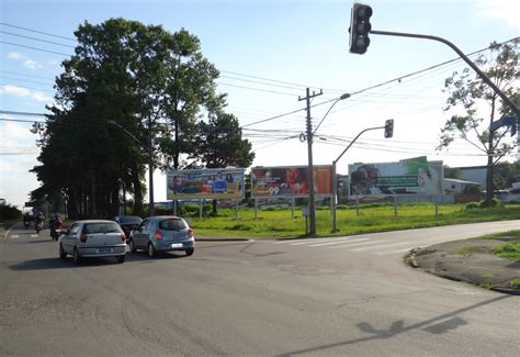 968 Rua João Bettega esquina a Rua Algacyr Munhoz Maeder sentido