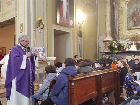 Domenica 12 Marzo la presentazione alla Comunità dei bimbi della Prima