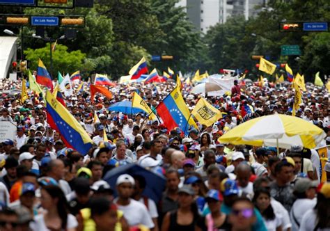 La oposición venezolana marcha contra Maduro Al menos 4 personas han