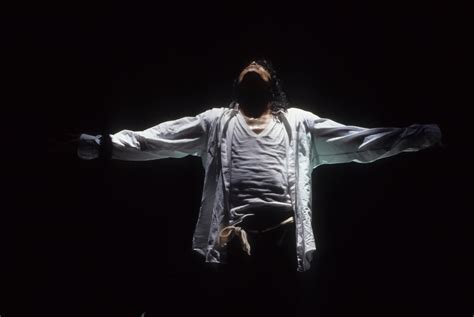 Michael Jackson Man In The Mirror Wallpapers Wallpaper Cave