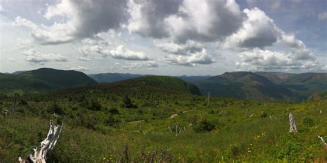 Naar De Top Van Mont Ernest Laforce In Parc National De La Gasp Sie