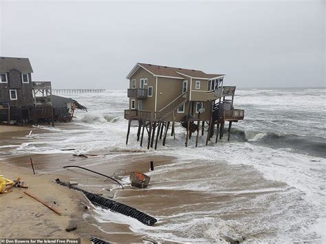 Outer Banks Homeowner Shares Photo Taken Just Hours Before His House