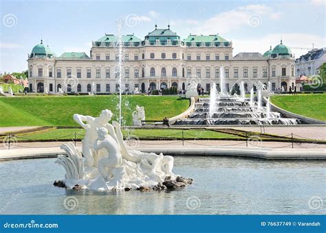 Belvedere Palace And Fountains Vienna Stock Image Image Of Gardens