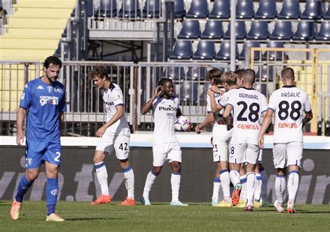 Il Ruggito Dell Atalanta Hateboer E Lookman Firmano Il 2 0 Di Empoli