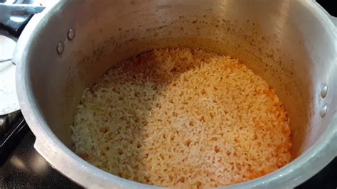 Arroz En Olla Express 😊 Son 2 Tazas De Arroz Y 4 Tazas De Agua Youtube