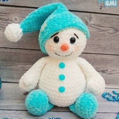 Crochet snowman amigurumi | Amiguroom Toys