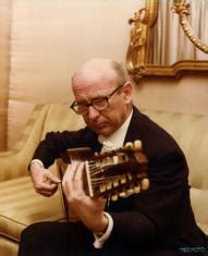 Narciso Yepes (Guitar, Lute, Arranger) - Short Biography [More Photos]