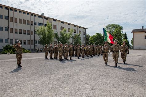 Gli Artiglieri Pronti Per Il Kosovo Esercito Italiano