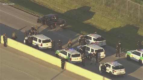 Chase ends with driver surrendering on NASA Bypass | khou.com