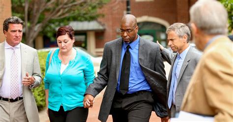 Former Cia Officer Jeffrey Sterling Sentenced To 3 1 2 Years For Leak