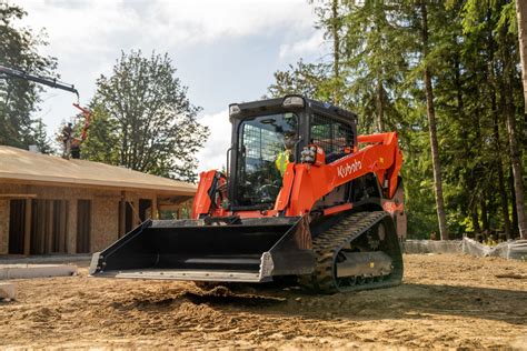 Kubota Canada Launches New SVL75 3 Compact Track Loader